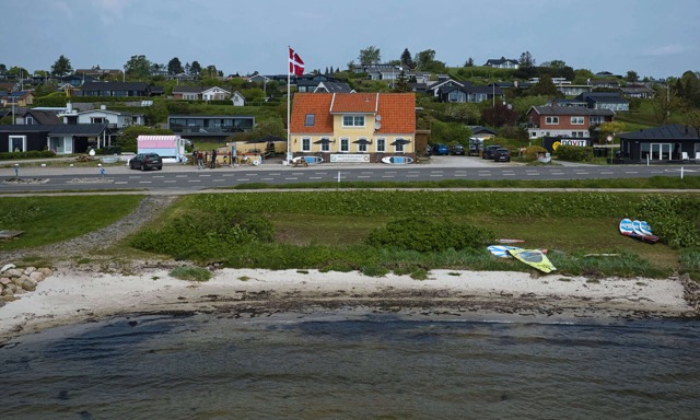Madbar Ebeltoft - om os